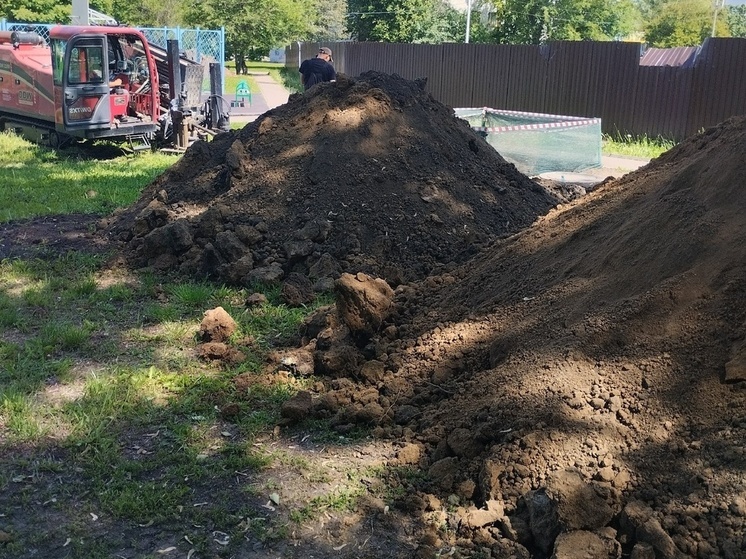 Почти триста километров коммунальных сетей планируют отремонтировать в ДНР за год