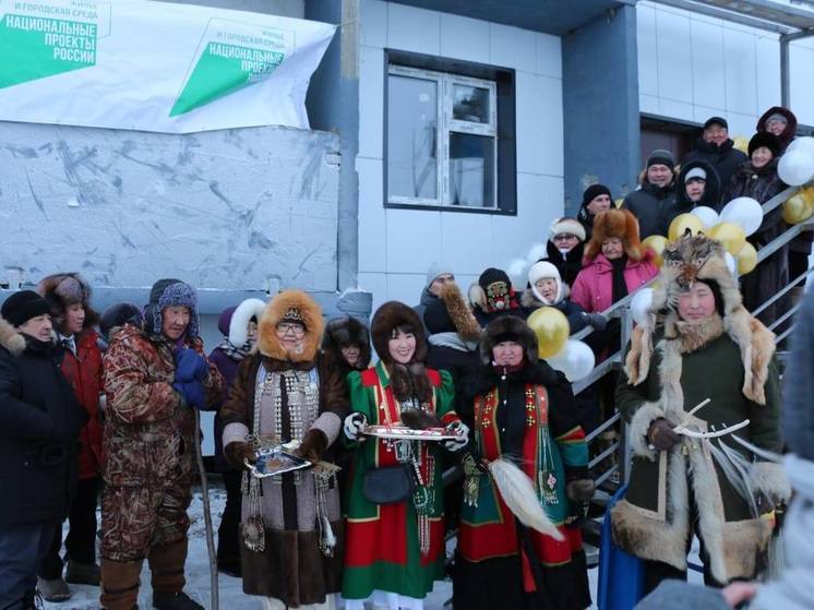 В Абыйском районе Якутии ввели жилой дом по программе переселения граждан из ветхого жилья