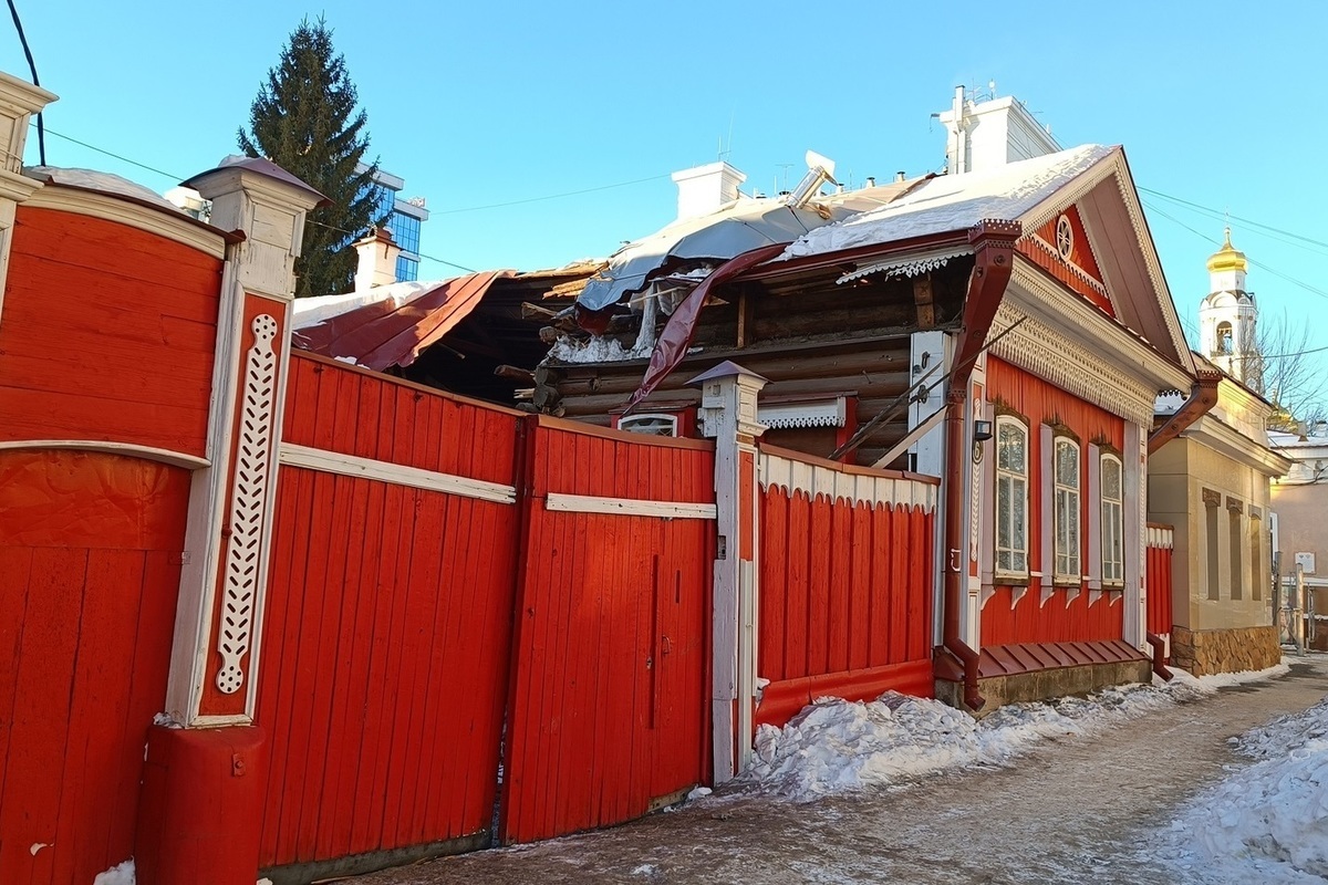 В Екатеринбурге новый скандал вокруг сноса старинного дома - МК Екатеринбург