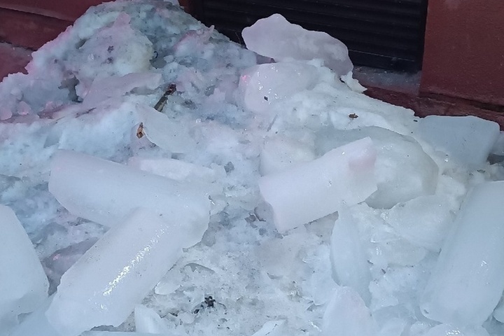 Сиреноголовый крипипаста. Приведение полтергейст. Страшные монстры в реальной жизни. Монстры в лесу реальная жизнь. Самые страшные мистические существа.