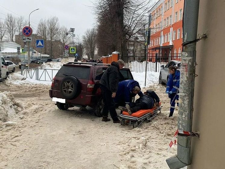 На улице Бабушкина в Рязани водитель Xin Kai сбил 80-летнюю женщину
