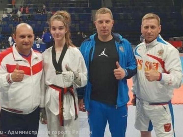 Рязанская спортсменка завоевала две медали на соревнованиях по тхэквондо