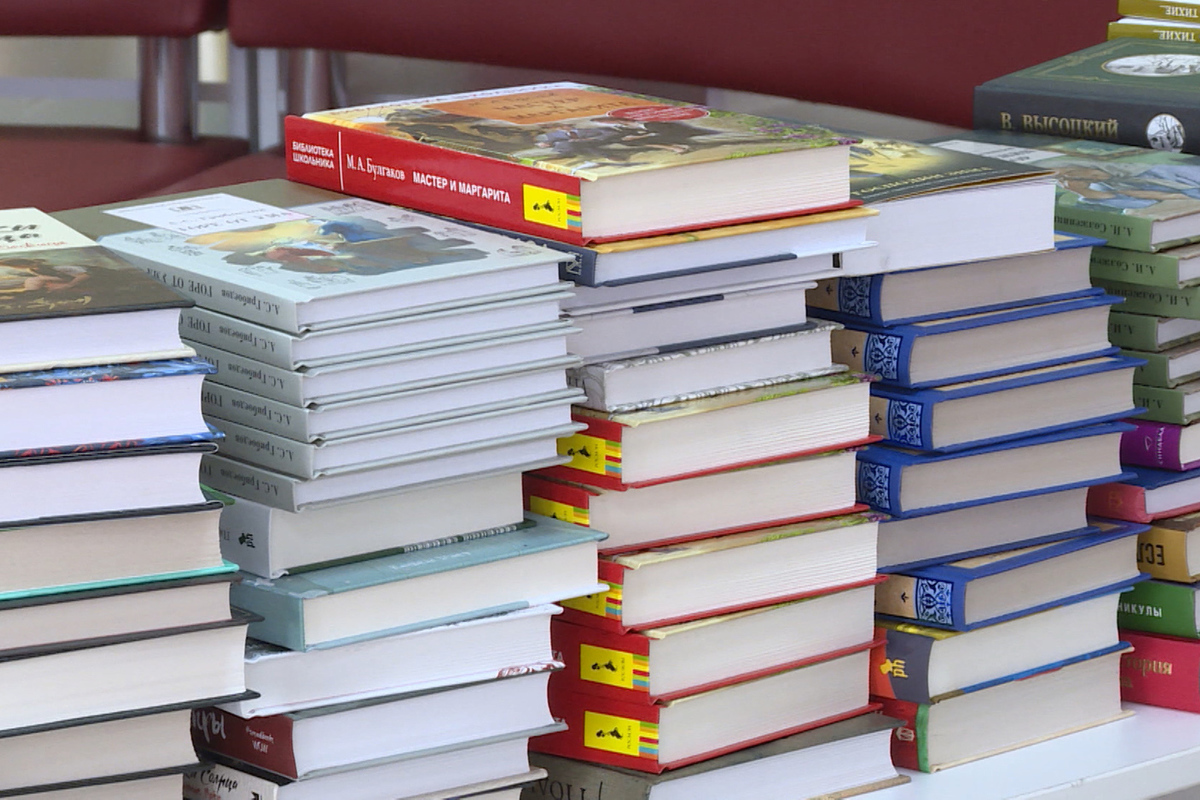 Костромской молодежный центр «Пале» проводит сбор книг для постояльцев домов-интернатов