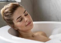 Врач-терапевт и иммунолог Ирина Ярцева сообщила, что горячая ванна оказывает положительное влияние на нервную систему