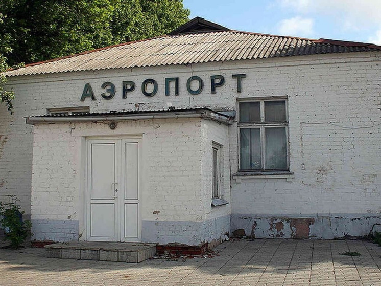 В аэропорте Орла «Южный» проводятся работы по устройству взлётно-посадочной полосы