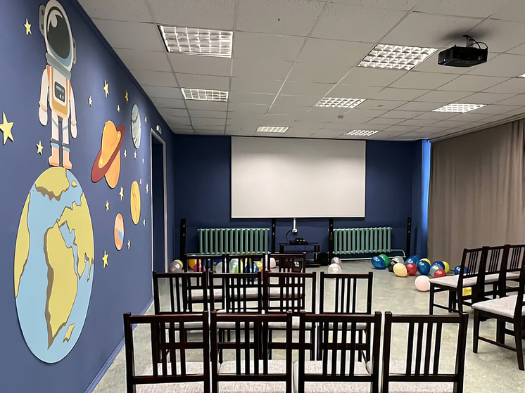 При помощи меценатов в Новодвинском детском доме-интернате открылся кинозал
