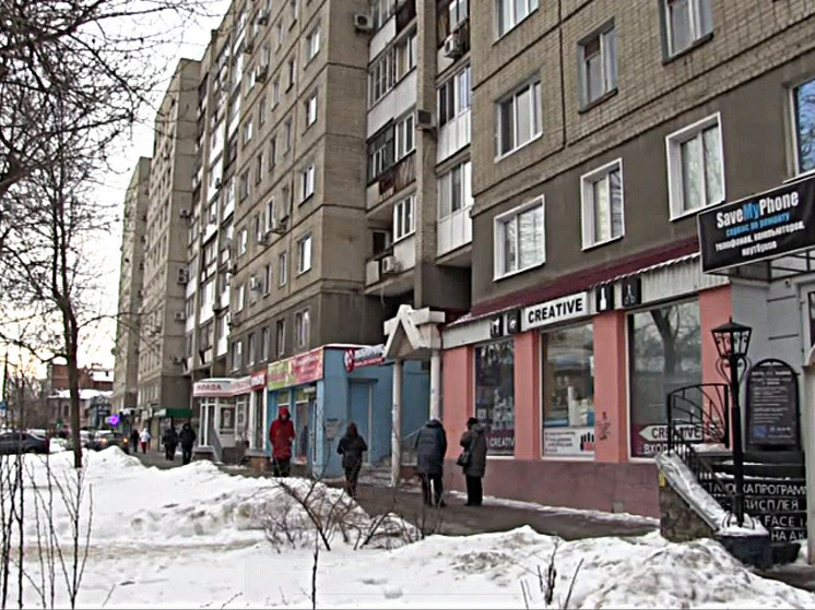 Задержаны молодые люди, пересдавшие арендованную ими квартиру в Саратове