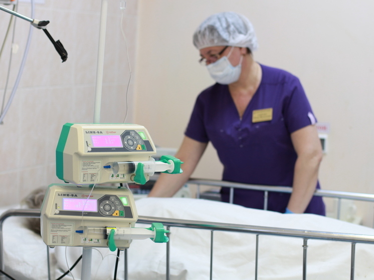 В Подмосковье спасли мужчину после отравления замаринованными опятами