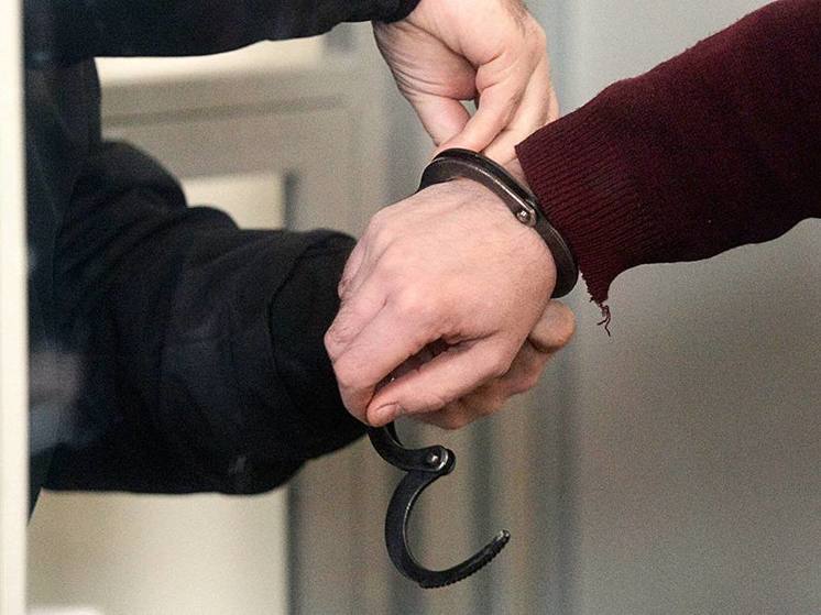 В Краснодаре обезвредили мошенника, пытавшегося взыскать с коммерческой фирмы более 5, 5 млрд рублей
