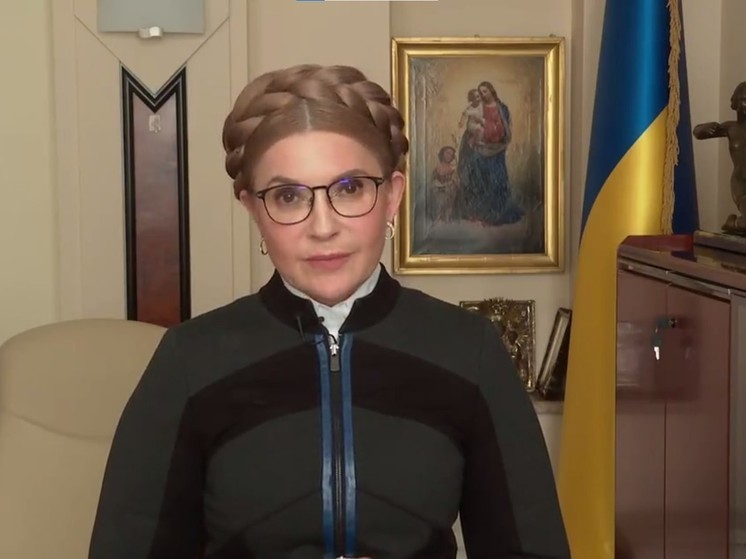 Тимошенко выступила против возможной отставки главкома ВСУ Залужного