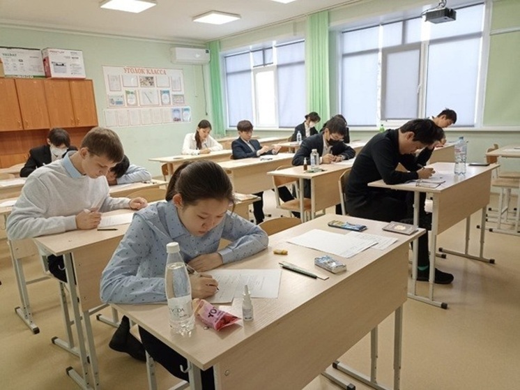Школьники Калмыкии участвуют во всероссийской олимпиаде по математике