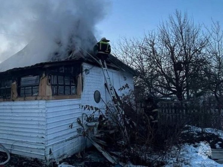 Белгородские огнеборцы потушили два пожара за прошедшие сутки