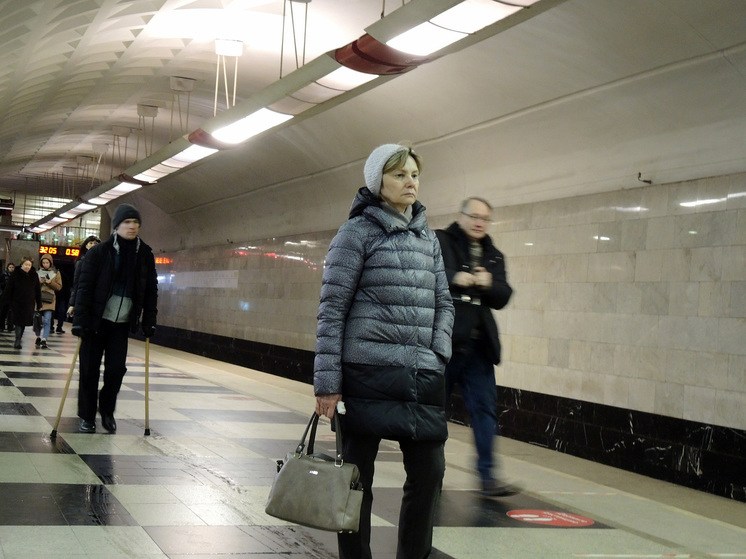 На Серпуховско-Тимирязевской линии московского метро погиб человек, упавший на рельсы