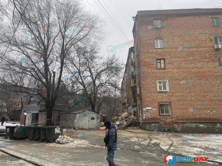 Власти Ростова встретились с жильцами обрушившегося дома на Нариманова