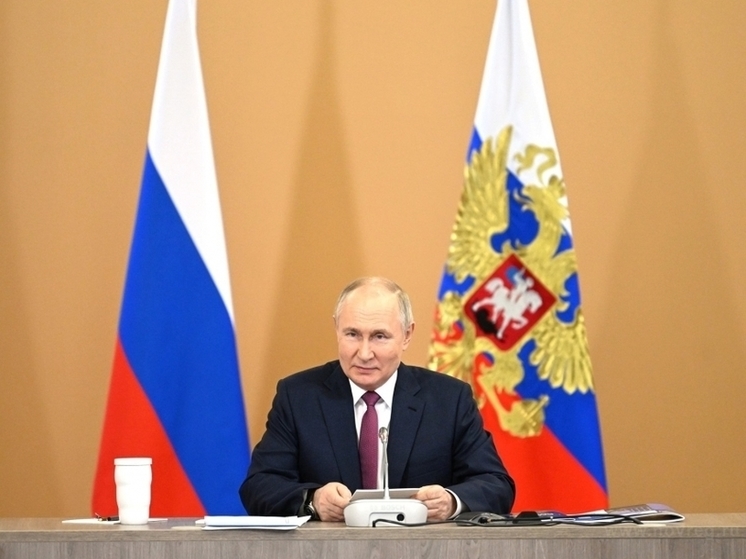 Владимир Путин упомянул Новгород на совещании по строительству кампусов
