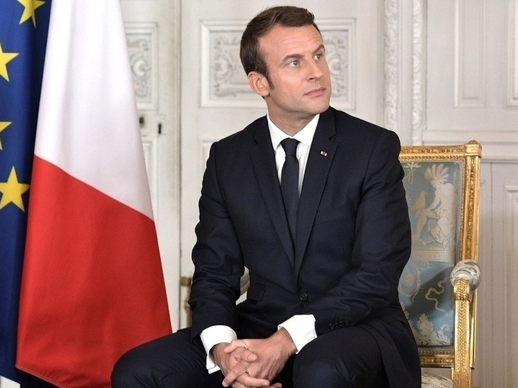 Французский политик: Макрон приближает ядерную войну с Россией