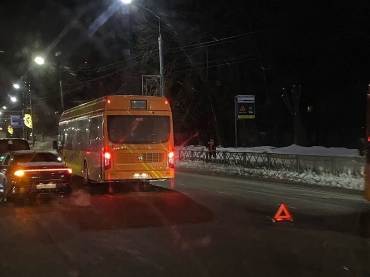 В Ярославле произошло первое ДТП с электробусом