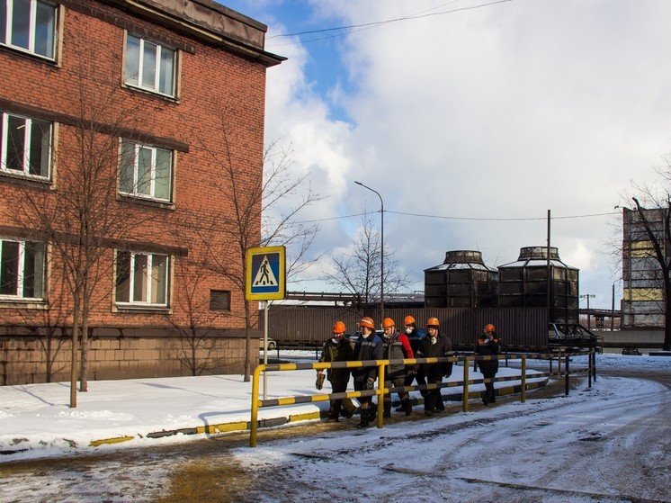 Около 15 тысяч работников трудоустроили по запросам предприятий Тульской области