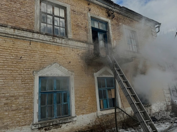 В Курской области потушили огонь в 5 бесхозных строениях с начала 2024 года