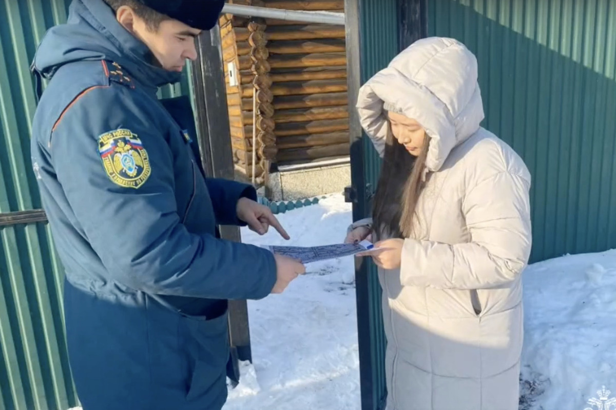 В Туве из-за нарушений правил эксплуатации печей произошло 10 пожаров - МК  Тыва