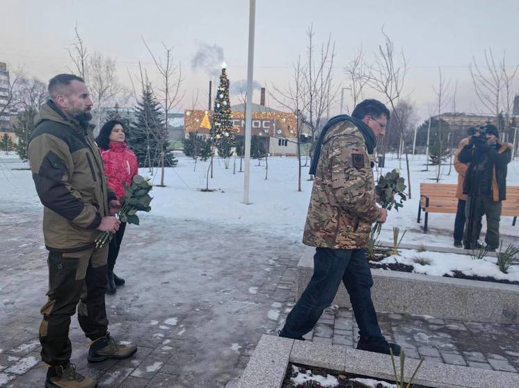 Американский военный эксперт Скотт Риттер посетил Луганск