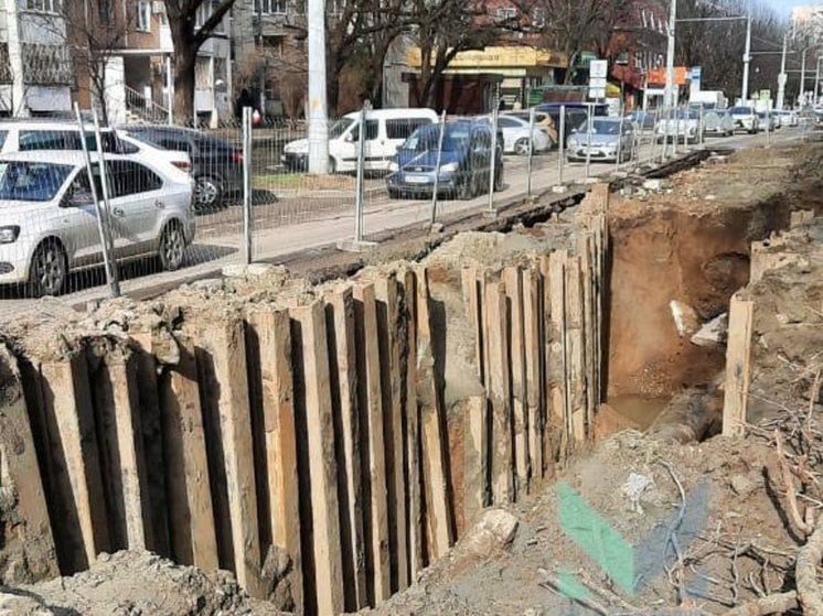 В МЦУ Краснодара прокомментировали ситуацию с трещиной на улице Игнатова