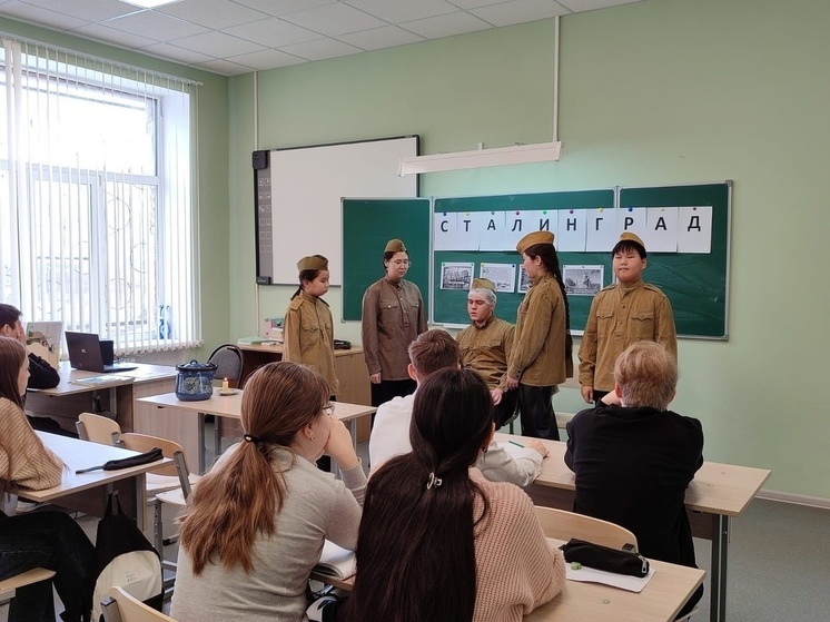 В одной из школ Калмыкии организовали иммерсивный театр