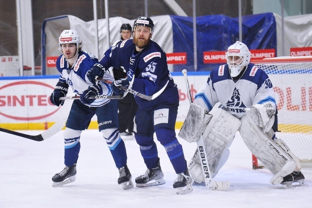 HC "Ryazan-VDV" lost to "Dynamo-Altai" on home ice with a score of 2:3