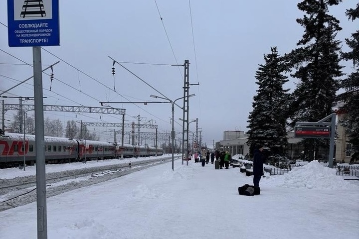 Нижний петрозаводск поезд