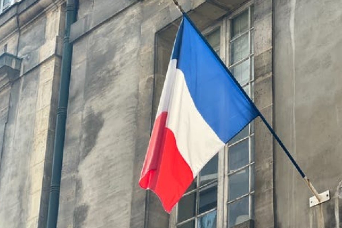 In Paris they demand to lift sanctions from Russia: France needs cheap gas