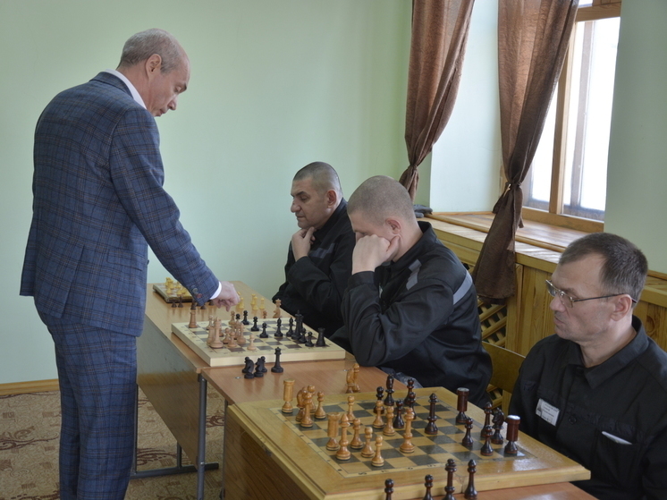 В Алтайском крае заключенный в ничью сыграл с президентом краевой Федерации шахмат