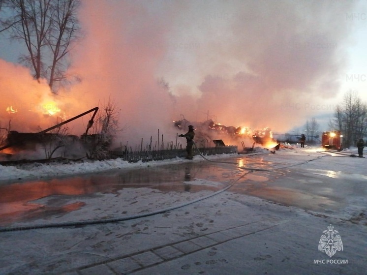 Причиной пожара в Усть-Илимске стал аварийный режим работы электросети