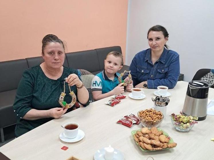 В социальной гостиной Заводоуковска открыли Год семьи