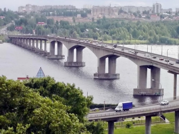 Костромским водителям пообещали ровное покрытие на мосту через Волгу уже этим летом