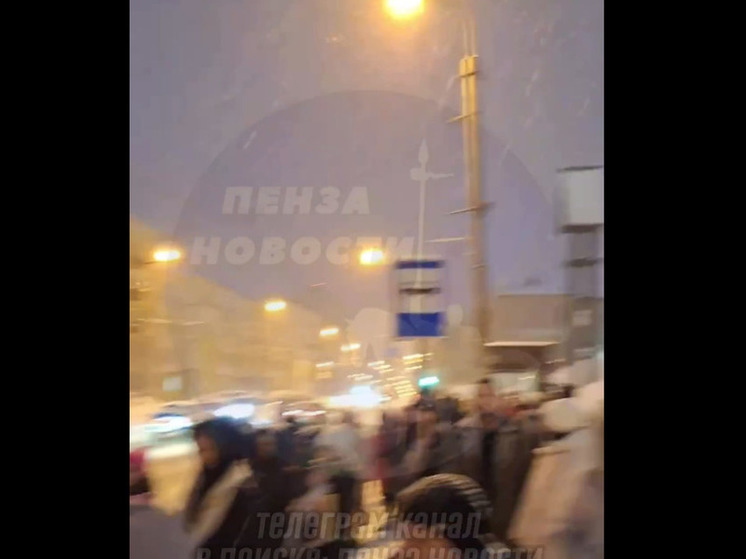 В Пензе снегопад вновь парализовал работу общественного транспорта