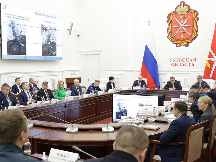 Дюмин поручил устранить порыв на теплосетях в Новомосковске
