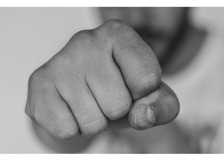 В Ярцевском районе мужчина в пьяном угаре убил родственника