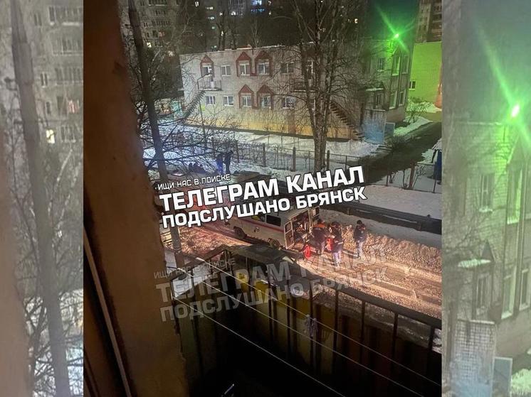 Соцсети сообщили о трупе в люке на улице Вяземского в Брянске