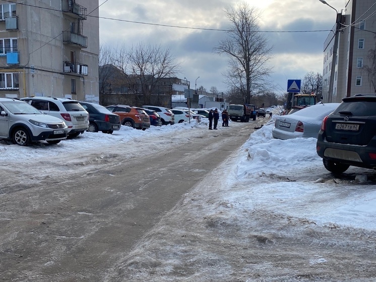На улице Ломоносова в Рязани перекрыли движение транспорта
