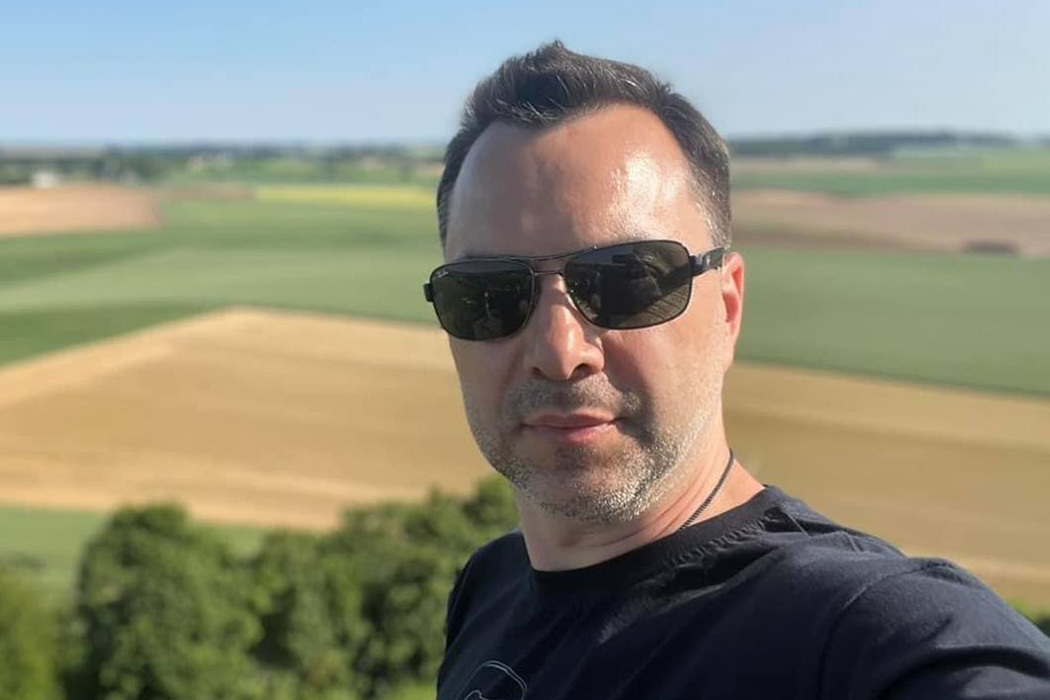 Подлежащий аресту Арестович заговорил о побеге в Афганистан: галерея скандального общественника