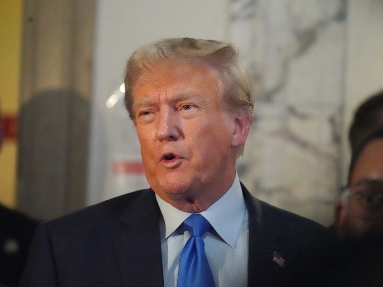 FT: Украина может остаться без помощи США из-за влияния Трампа