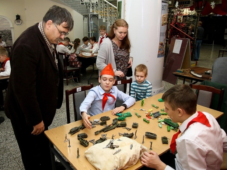 Жителей Серпухова пригласили на выставку «Как я играл в солдатики»