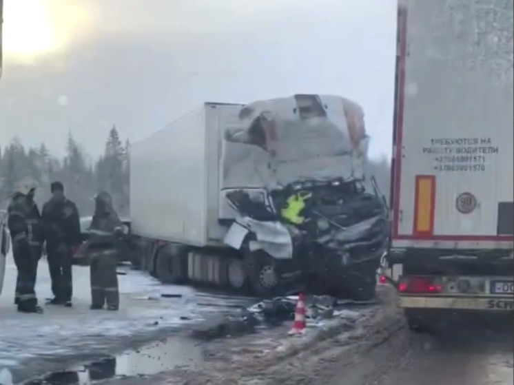 Серьезная авария произошла на трассе А-107 под Дмитровом