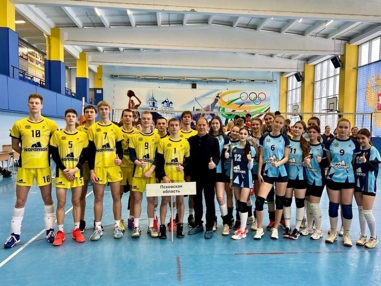 Первенство СЗФО по волейболу стартовало в Пскове
