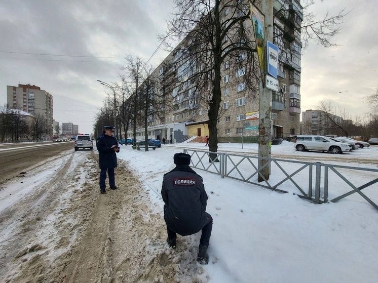 В Ярославле к проблеме уборки города от снега подключились сотрудники ГИБДД