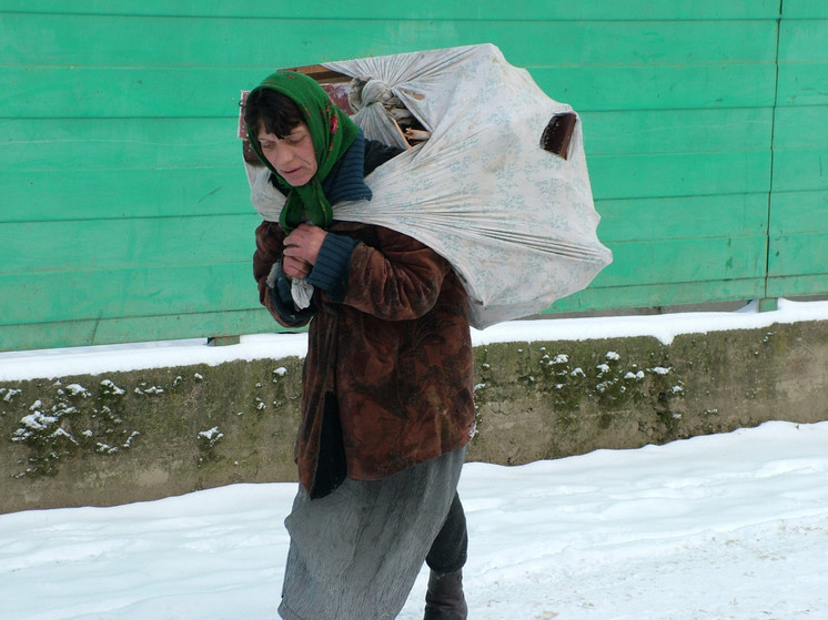 Во Владивостоке цыгане обворовывают жителей района Второй речки