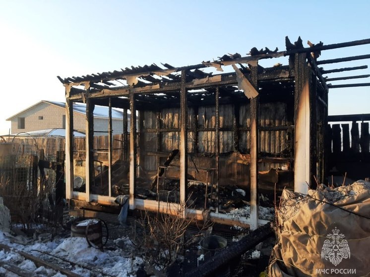 Газовая горелка стала причиной пожара в Хакасии