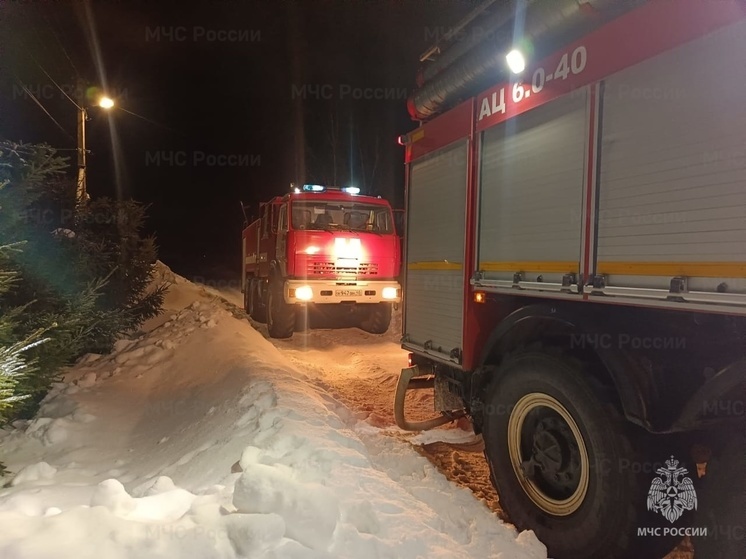 Сразу два пожара произошло в Малоярославце Калужской области