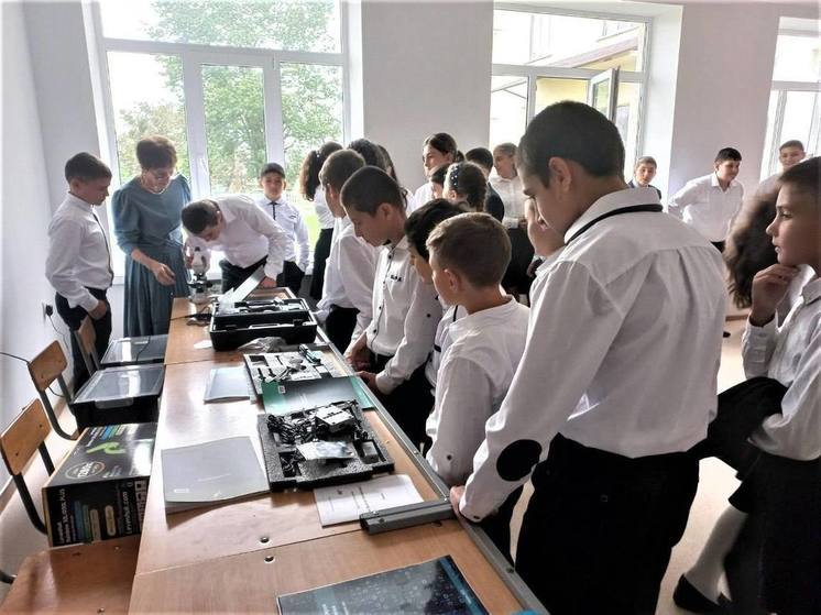 13 «Точек роста» откроют в 2024 году в сельских школах Северной Осетии