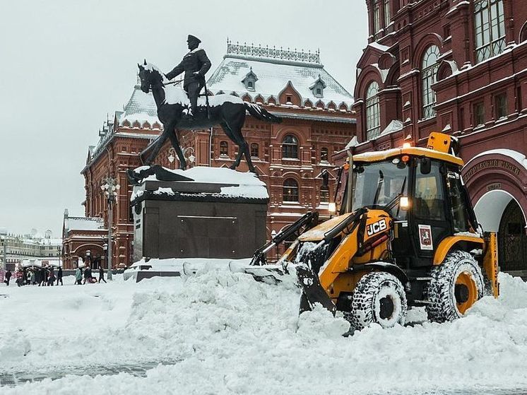 «Желтый» уровень погодной опасности объявили в Москве из-за циклона «Ольга»